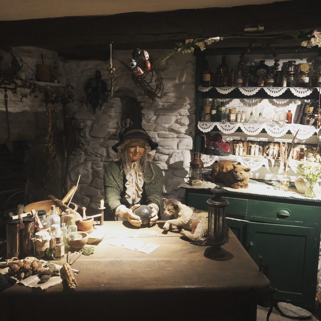 The »wise woman's cottage« in the »museum of witchcraft and magic« in Boscastle 